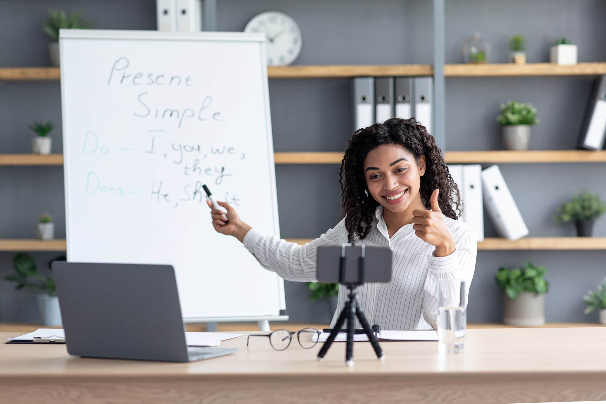 Status Post Format. Phasellus aliquet felis et dolor lacinia commodo